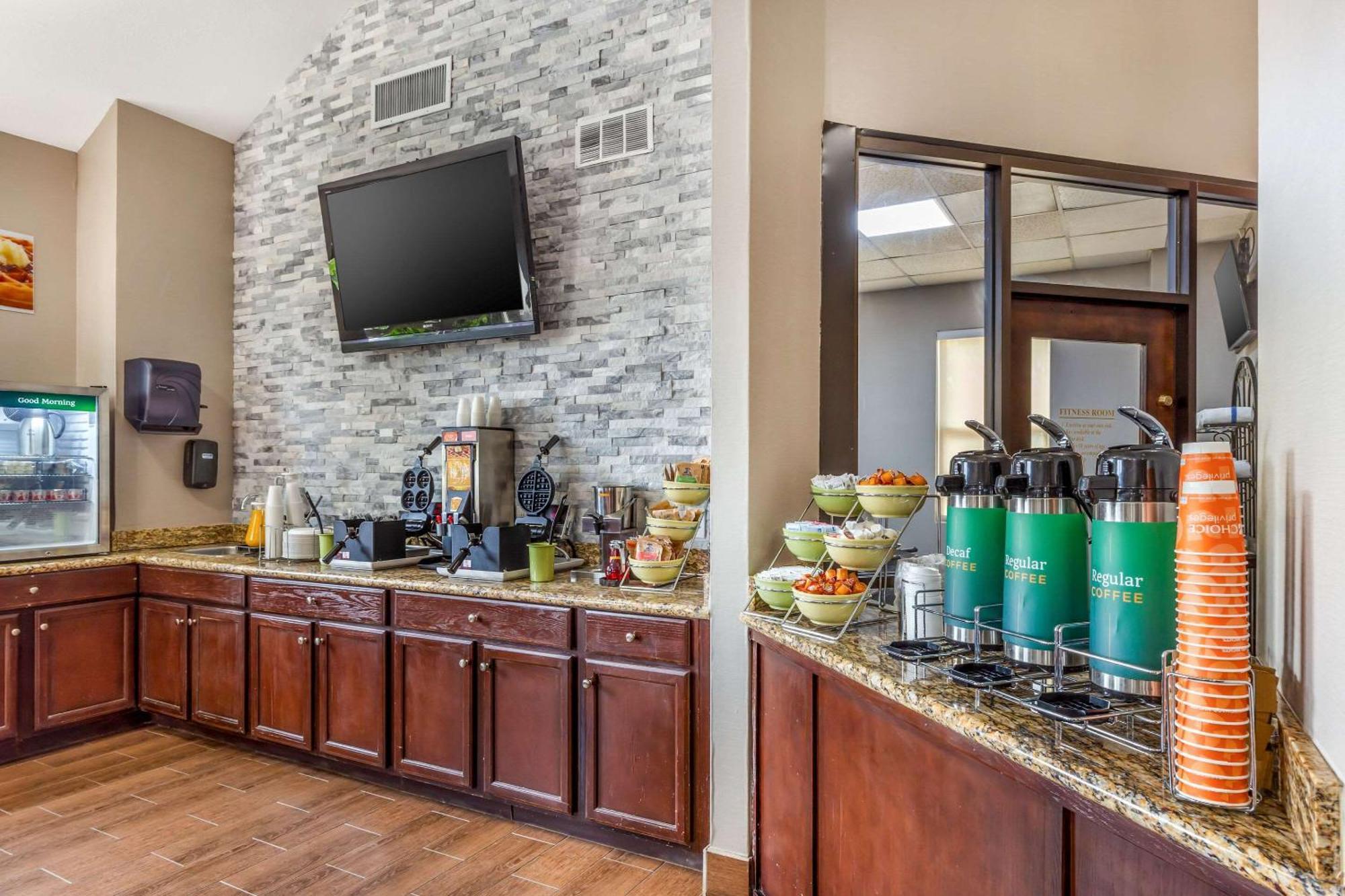 Quality Inn Asheboro South Buitenkant foto